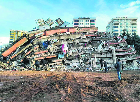 11 ilde yaralar sarılıyor! Depremzedeye 650 bin konut