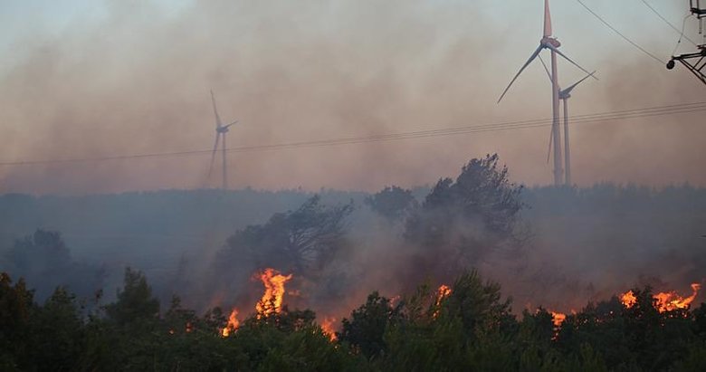 Çanakkale’deki yangın kısmen kontrol altına alındı