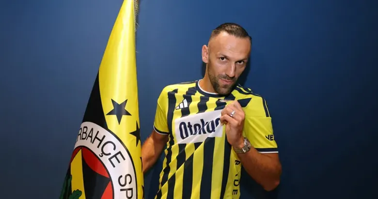 Transferde mutlu son! Vedat Muriqi Fenerbahçe’de