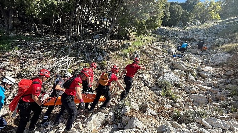 muglada-yurekler-agza-geldi-nefes-kesen-operasyonla-kurtarildi-1778757397166.jpeg