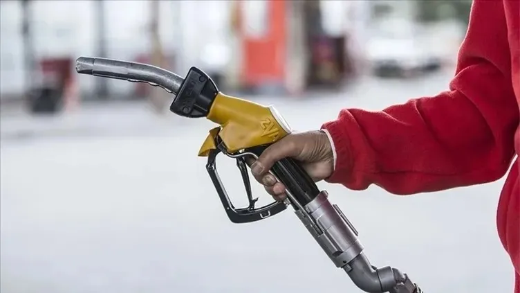 benzin-ve-motorine-zam-mi-gelecek-arac-sahipleri-dikkat-benzin-ve-motorin-kac-tl-olacak-1793006453486.jpeg
