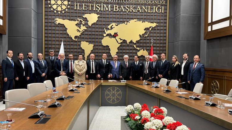 İsrail, sahte hesaplarla İslamofobi’yi yayıyor