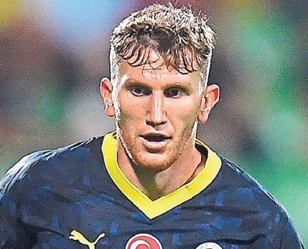 Fener’den Coman bombası