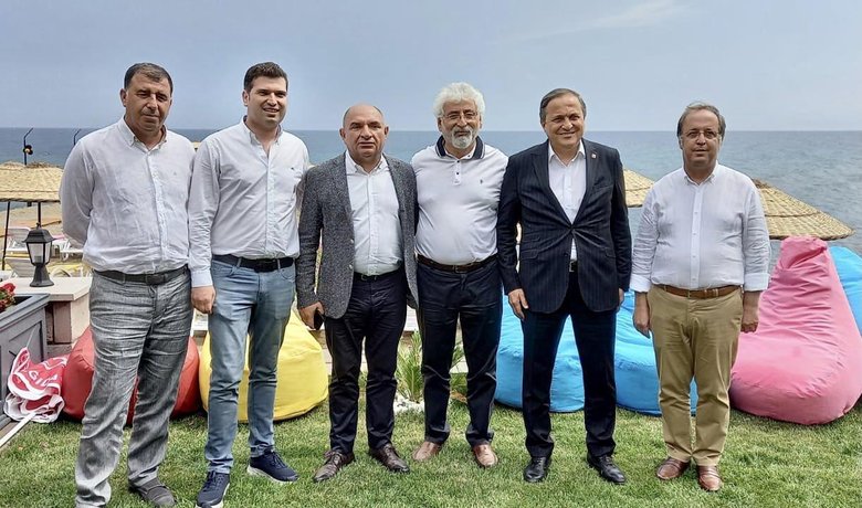 CHP’den Ayvacık Asos’taki kaçak restoranının açılışına yoğun ilgi! Bakın sahibi kim çıktı?