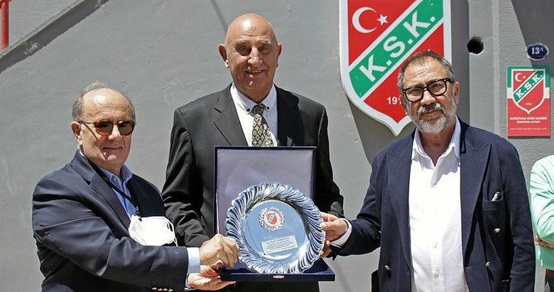 Karşıyaka’da şampiyonlara vefa