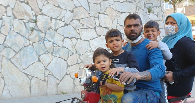 Aydın’da 5 kişilik ailenin aynı bisiklette tehlikeli yolculuğu