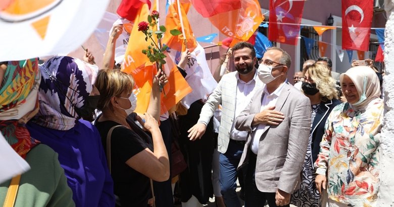 AK Parti İzmir İl Başkanı Kerem Ali Sürekli: ’İzmir’in temel sorunları kırmızı alarm veriyor’