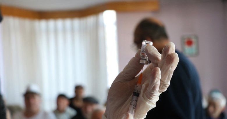 Son dakika: Aşısızlara zorunlu PCR testi şartı kaldırıldı