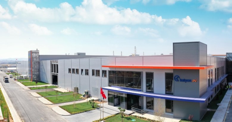 Dev fabrikanın açılışında Hazine ve Maliye Bakanı Berat Albayrak ve Bakan Fatih Dönmez’den flaş açıklamalar