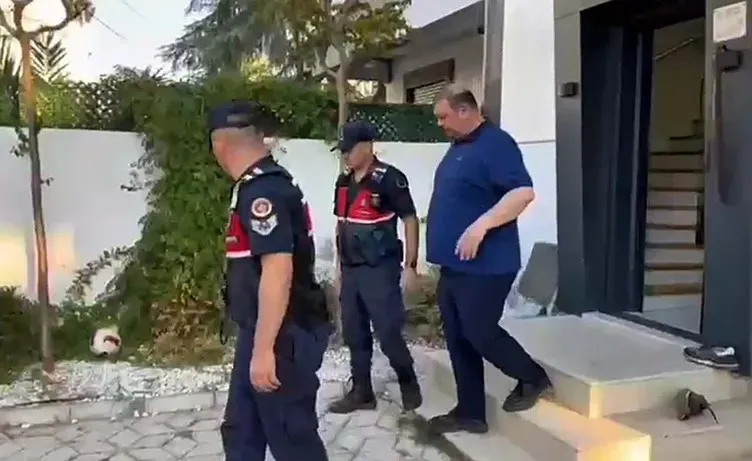 izmirdeki-yolsuzlugu-ses-kayitlari-ortaya-cikardi-imar-skandalinda-taksitli-rusvet-iddiasi-1785997682479.jpeg