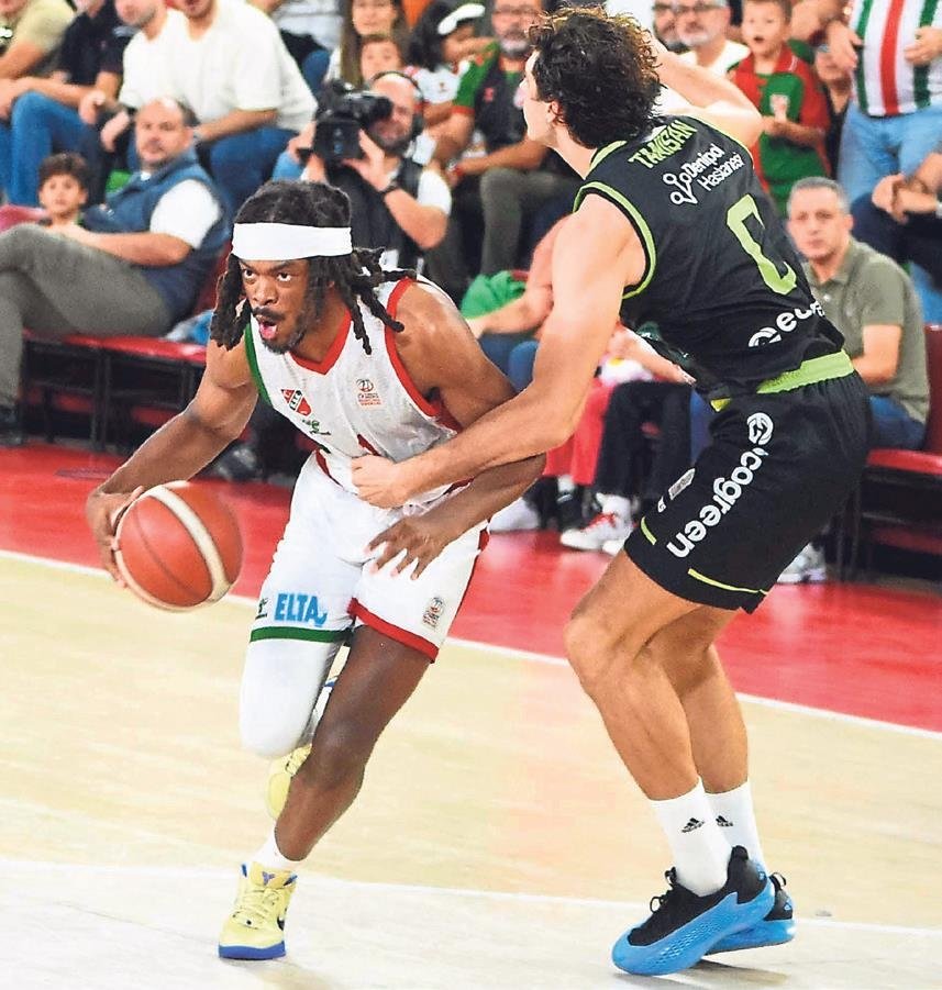 Young, ayağının tozuyla fark yarattı