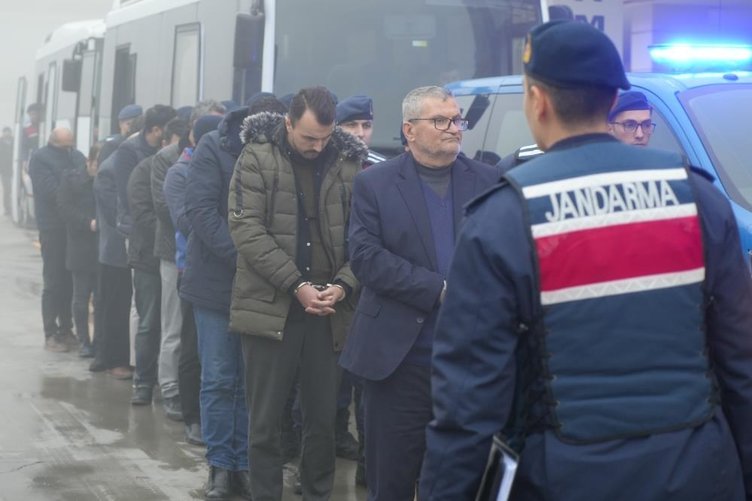 Kamuda işe aldıracağız yalanıyla 212 kişiyi dolandırdılar