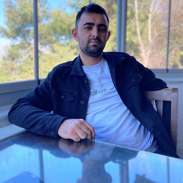 Eski eşini çocuğunun gözü önünde öldüren cani!