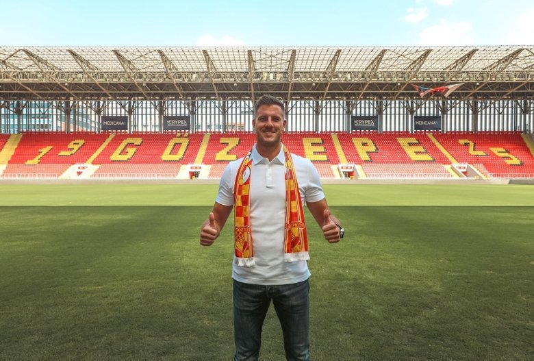 Göztepe’de sportif direktörlüğe Ivan Mance getirildi