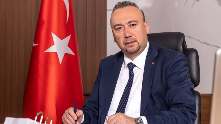 ozkan-yalimdan-gundem-sarsan-ifade-kurultay-oncesi-ozgur-ozele-1778277540237.png