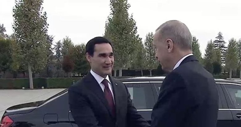 Başkan Erdoğan Türkmenistan Devlet Başkanı Serdar Berdimuhammedov’u resmi törenle karşıladı