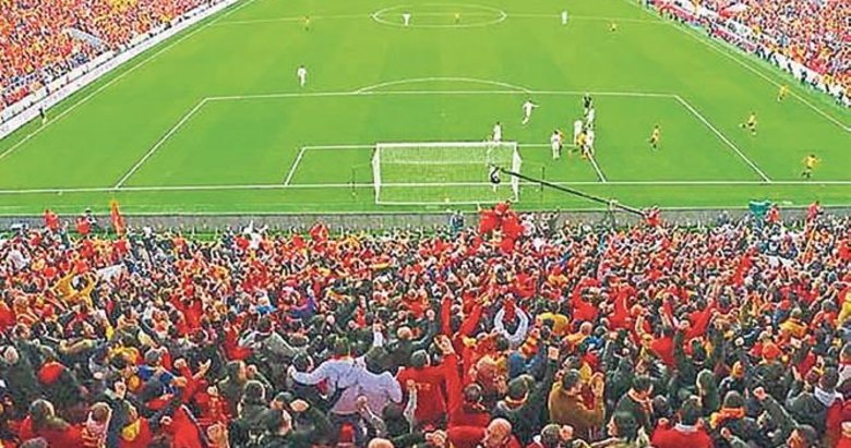 Futbolun finali İzmir’de