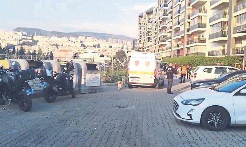 Dehşet sokağı: 2 ölü, 1 yaralı