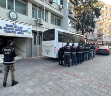 İzmir’de ’Genç Osman Çetesi’ne operasyon