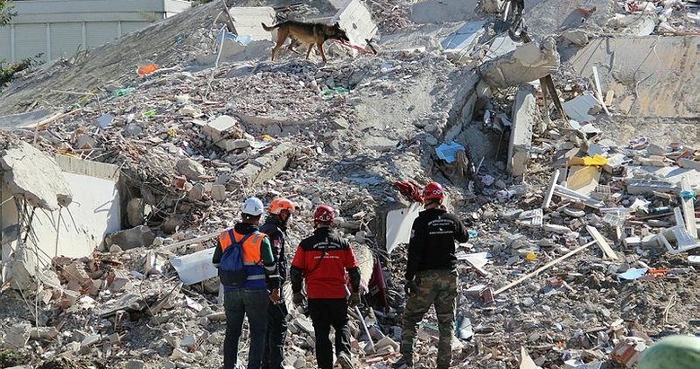 İzmir depreminde 11 kişinin öldüğü apartmanın müteahhidi: Yıkılmanın sebebi kolonun kesilmesi