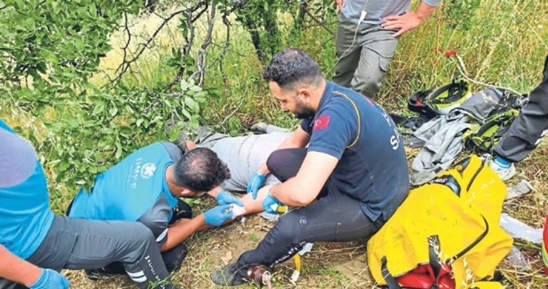 Uçuruma düşen işçi kurtarıldı