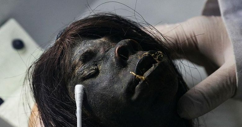 İzmir’de ele geçirilen Jivaro kabilesine ait 4 kafatası inceleniyor