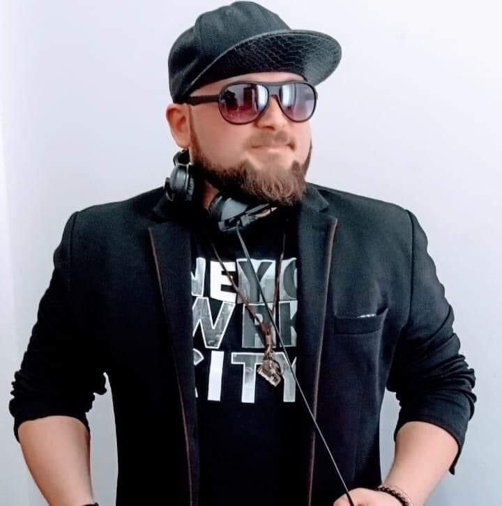 Marmaris’te yaşayan DJ ’Thom Colvin’ vefat etti