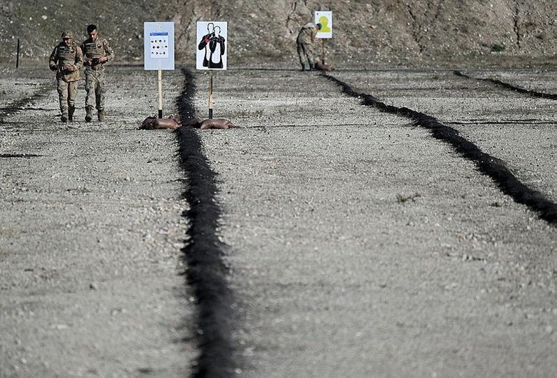 200 metreden anahtar deliği atışı! 184 keskin nişancı İzmir’de yarıştı