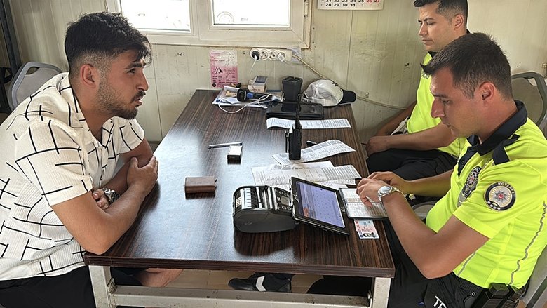 Kütahya’da uygulamaya takıldı! Ceza 276 bin lira yediler