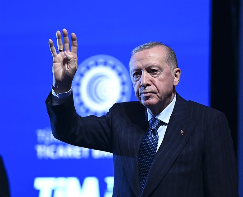 Başkan Erdoğan açıkladı: İhracat 262 milyar dolarla rekor kırdı