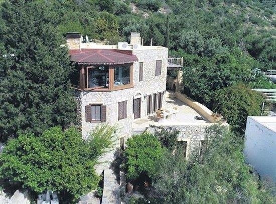 Can Dündar’ın Bodrum’daki villası da kaçak çıktı