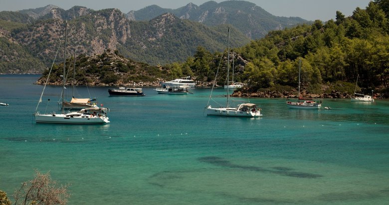 Marmaris’in bu köyü yatların akınına uğruyor