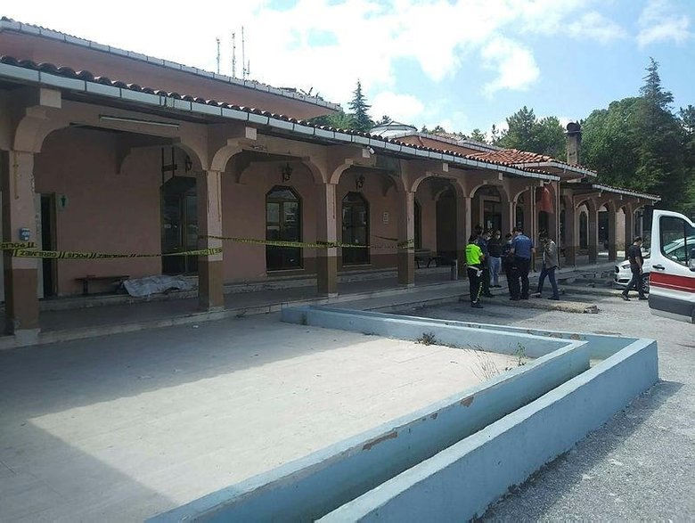 Kütahya’da acı son! Mola verdiği otogarda yere yığıldı