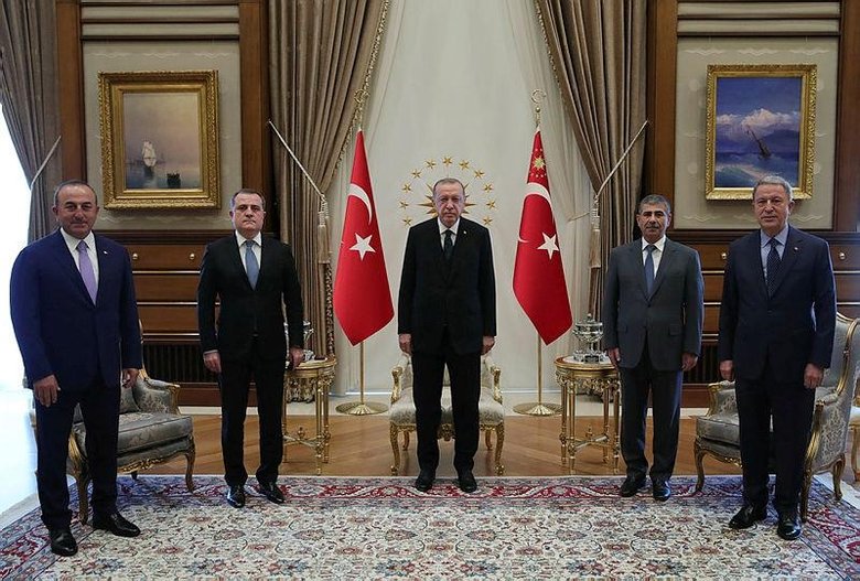 Başkan Erdoğan, Ceyhun Bayramov ile Zakir Hasanov’u kabul etti