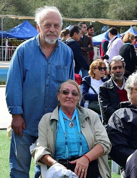 Evini zorla sattırmak isteyen kızını öldürdü