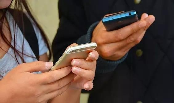 Telefonu tamire verirken buna dikkat! Özel bilgileriniz ifşa olmasın...