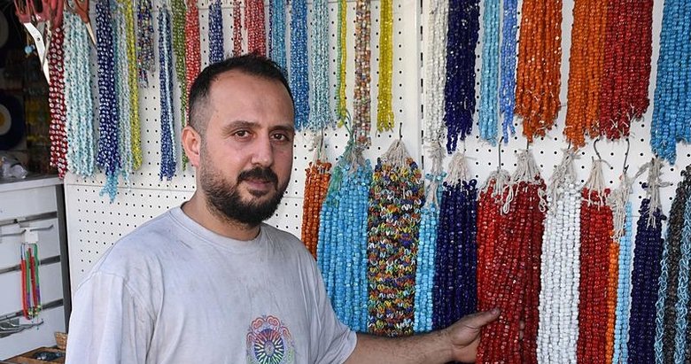 Babadan oğula boncuk ustalığı