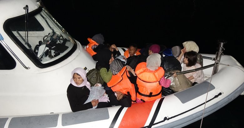Ege’de yakalanan düzensiz göçmen sayısı 22 bini geçti