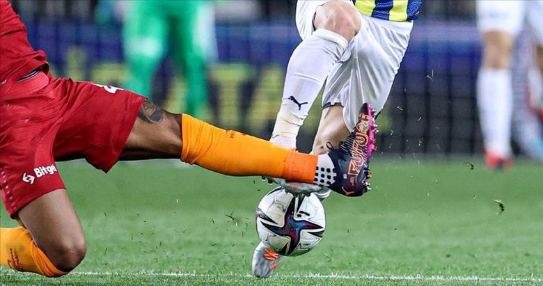 Galatasaray-Fenerbahçe derbisinin VAR hakemi belli oldu