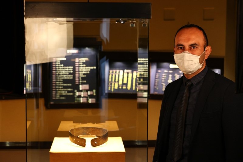 2 bin 800 yıllık prenses kemeri İzmir’deki müzede sergileniyor