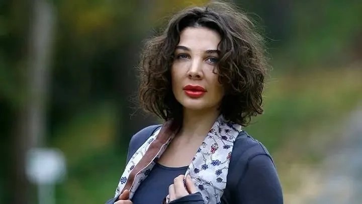 Ünlü yazar Eylem Tok’un oğlu lüks cipiyle 5 kişiyi ezdikten sonra Mısır’a kaçtı! Kan donduran detaylar