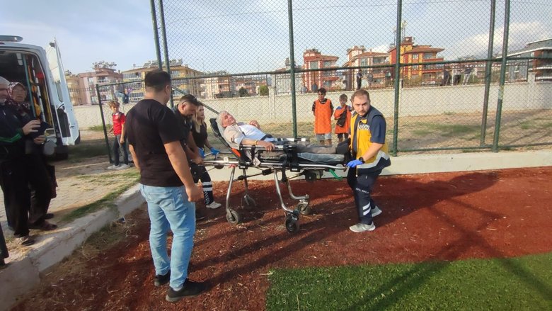 Maç sırasında sahaya helikopter indi! İzmir’de ilginç anlar