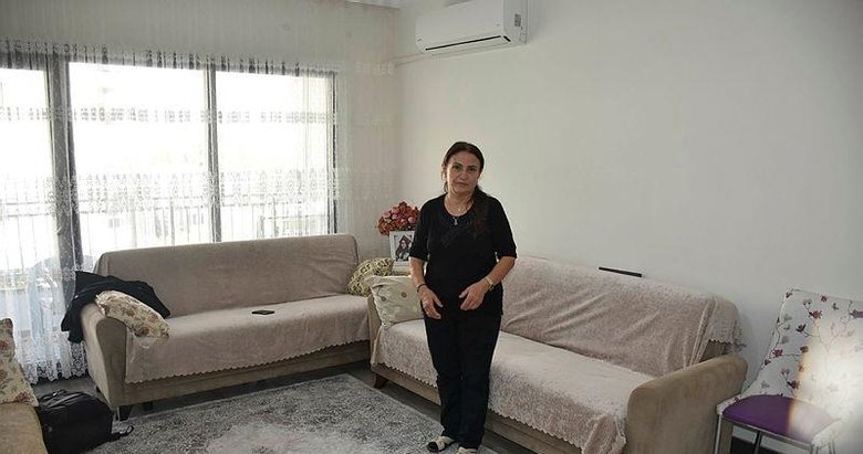 İzmir’de yeni konutlara yerleşen depremzede aile: Hayatta kaldığımız gün tekrar doğduk