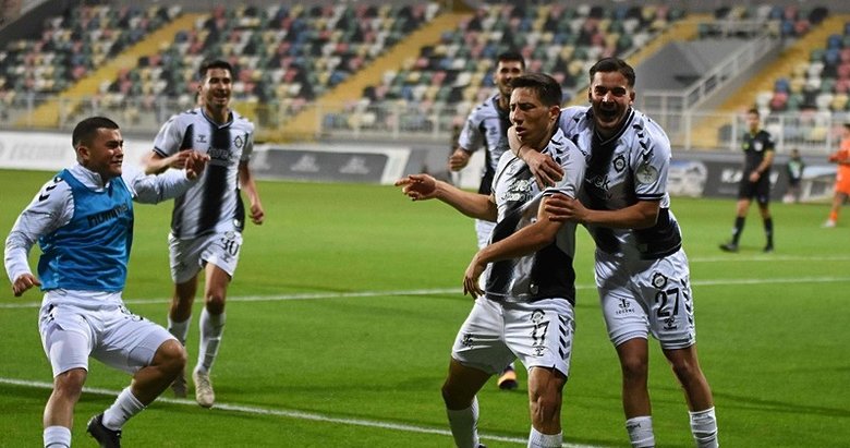 Altay 3 puanı söktü aldı