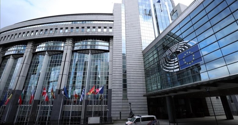 AB, Almanya’nın çip üretim tesisine 920 milyon euroluk desteğini onayladı