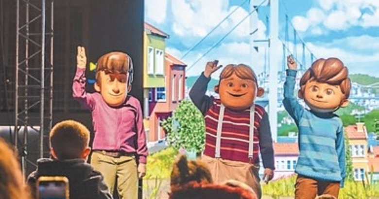 İzmir’de Kültür Yolu Festivali renkli anlara sahne oldu