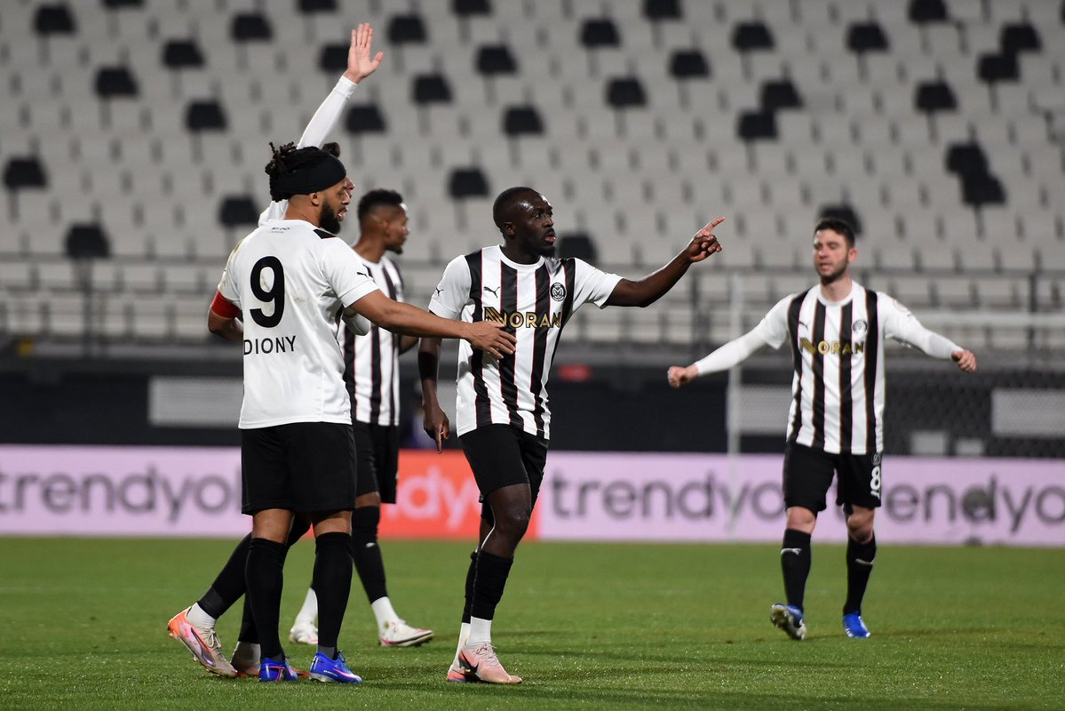 Manisa Futbol gurbette kayıp