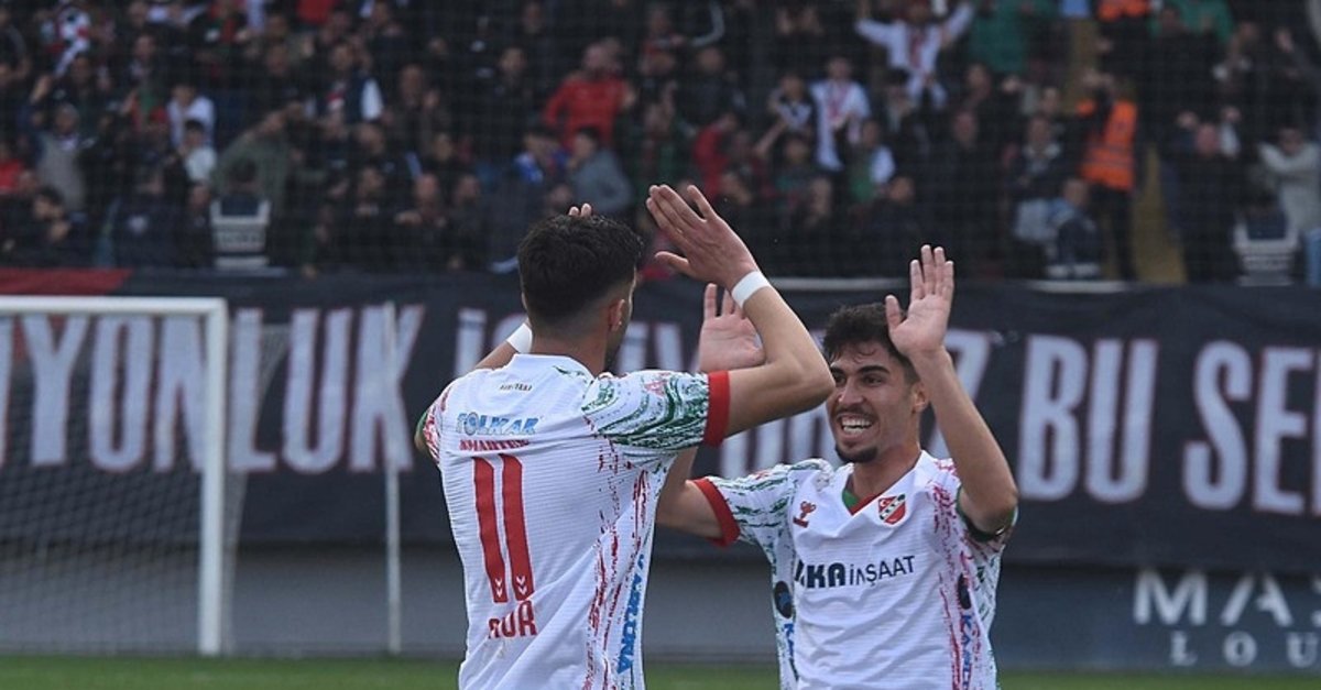 Karşıyaka'ya prim morali