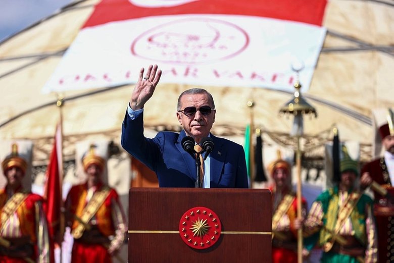 Son dakika: Başkan Recep Tayyip Erdoğan’dan Malazgirt Zaferi’nin 951. yıl dönümü dolayısıyla Ahlat’ta önemli açıklamalar