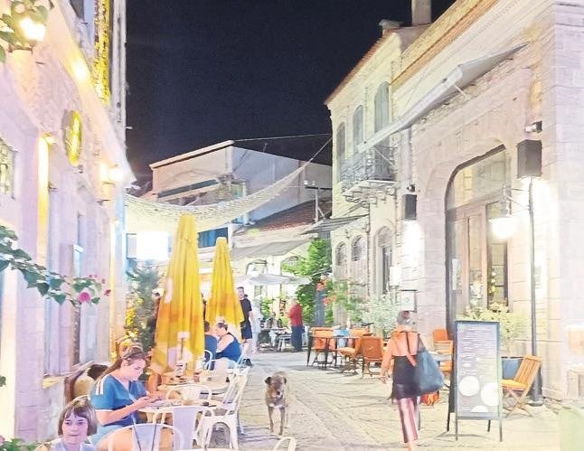 Urla’nın sanat ve tarih kokan sokağı